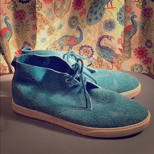 Clea Blue Suede Chukka Sneakers